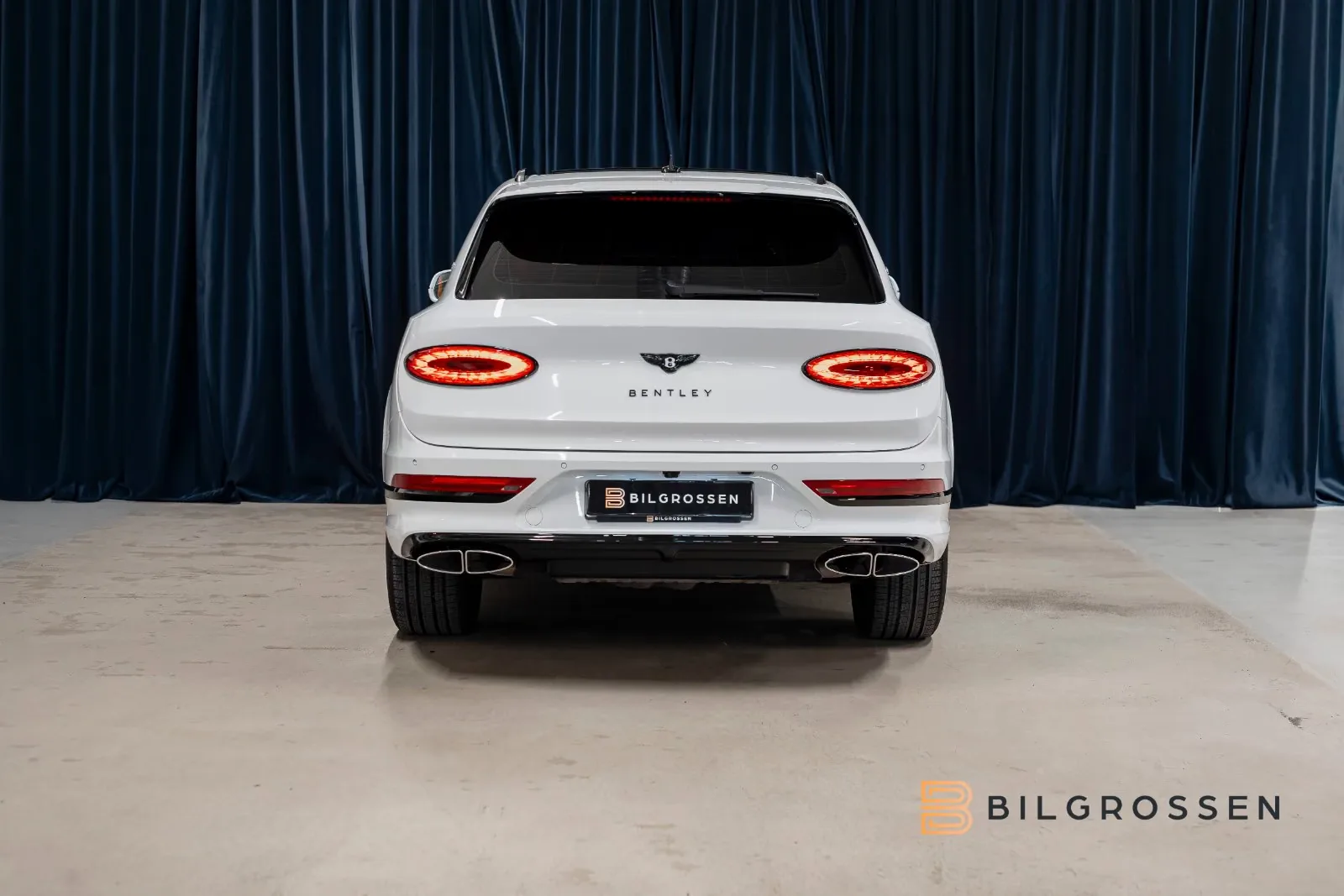 2023 Bentley Bentayga V8 First Edition, 4/28