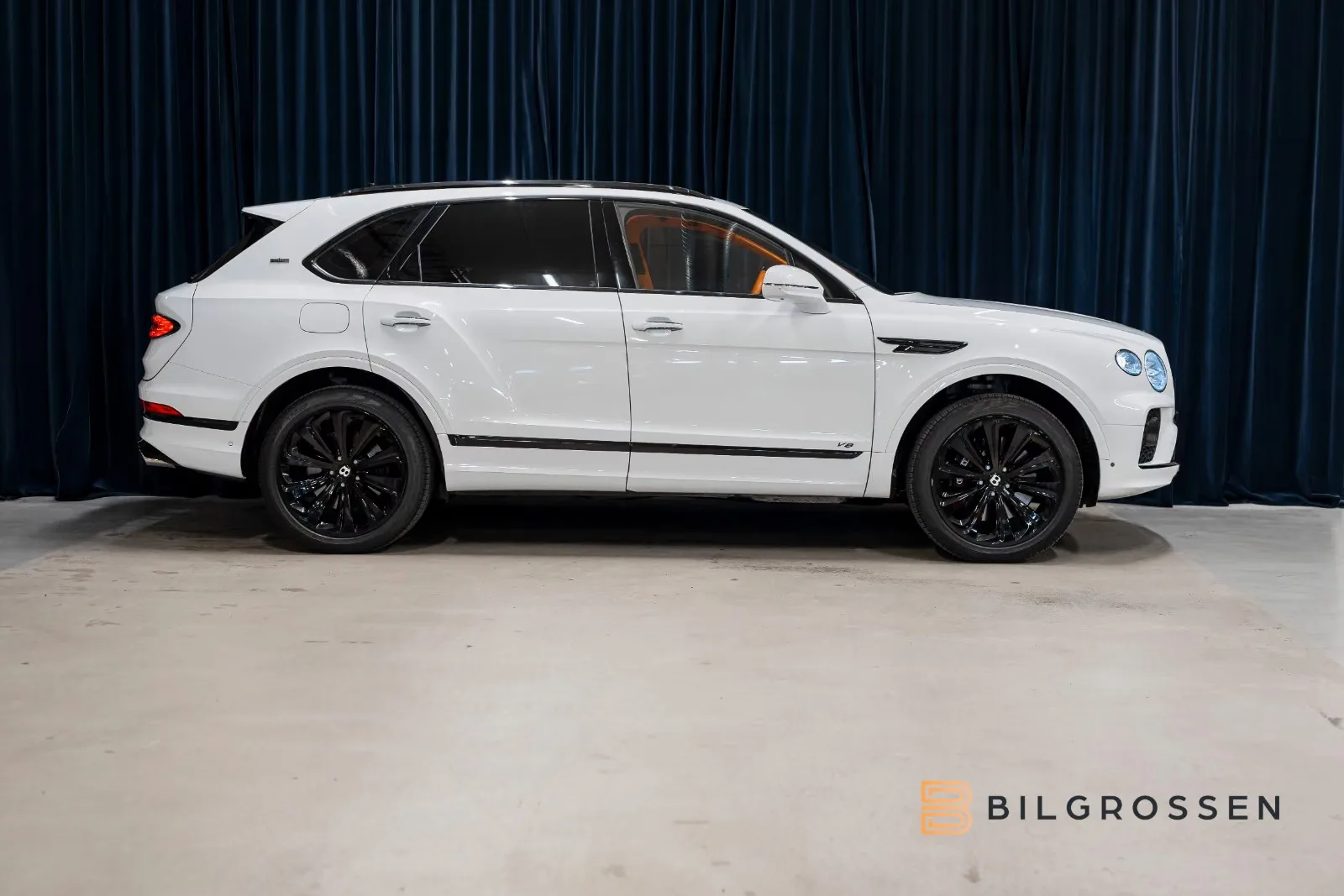 2023 Bentley Bentayga V8 First Edition, 6/28