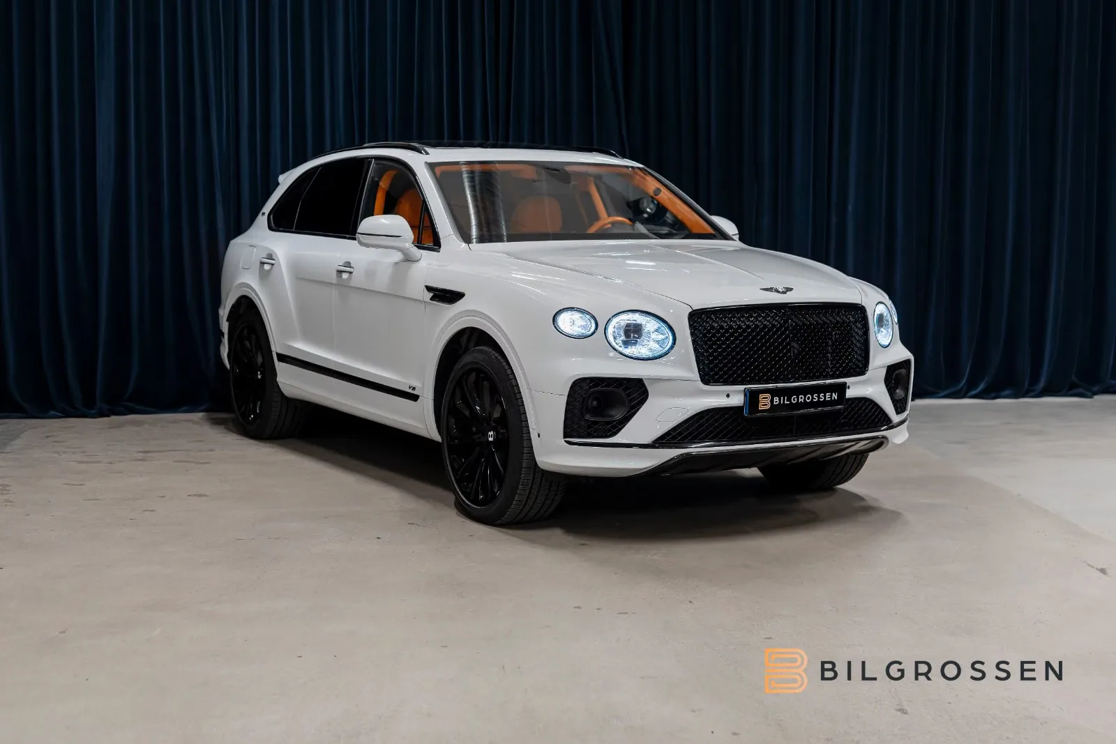 2023 Bentley Bentayga V8 First Edition, 7/28