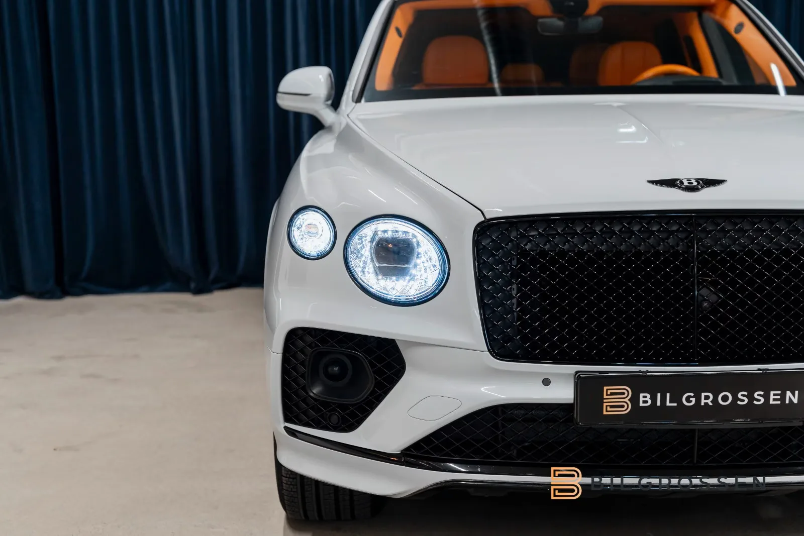 2023 Bentley Bentayga V8 First Edition, 11/28