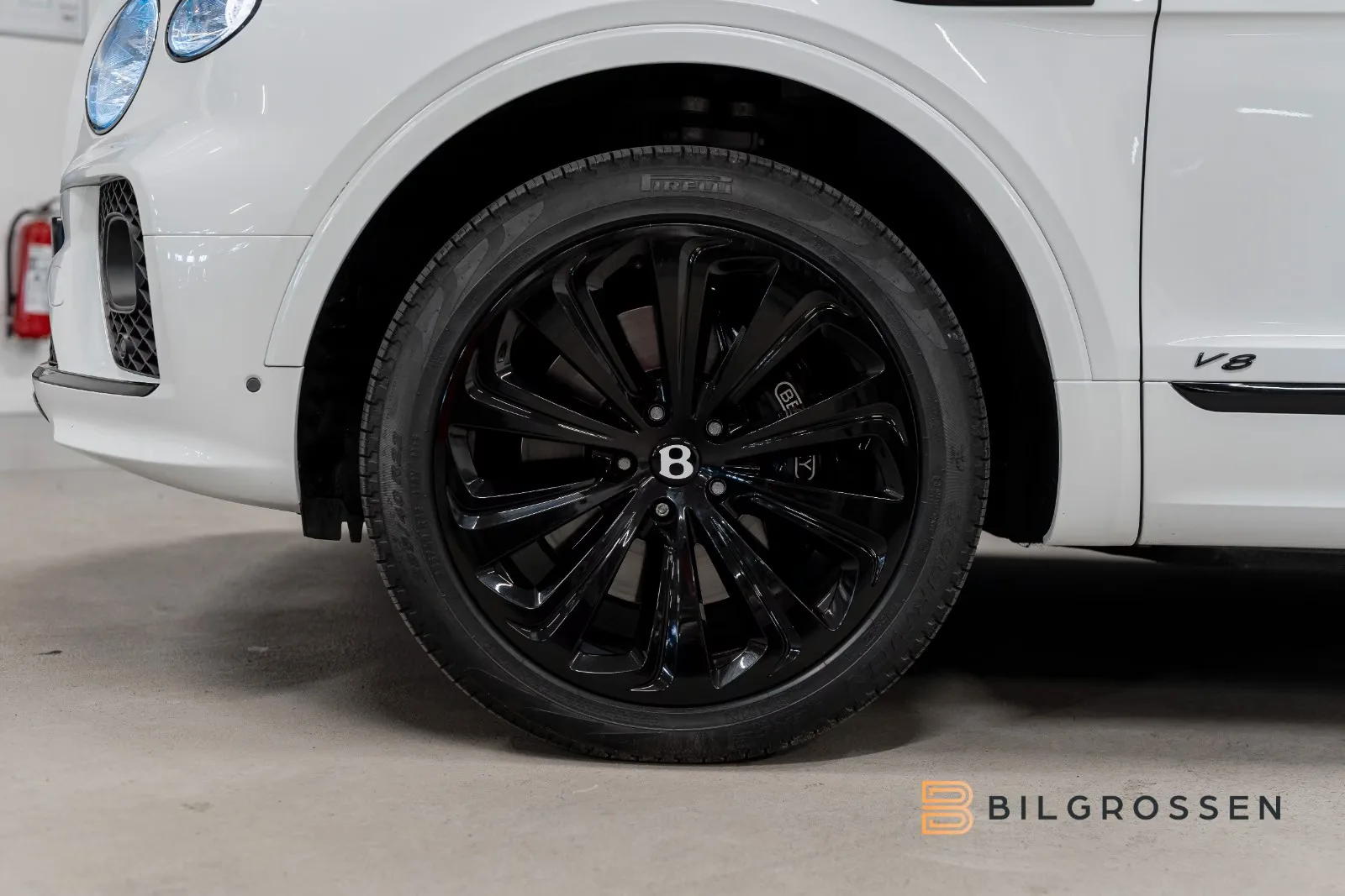 2023 Bentley Bentayga V8 First Edition, 13/28