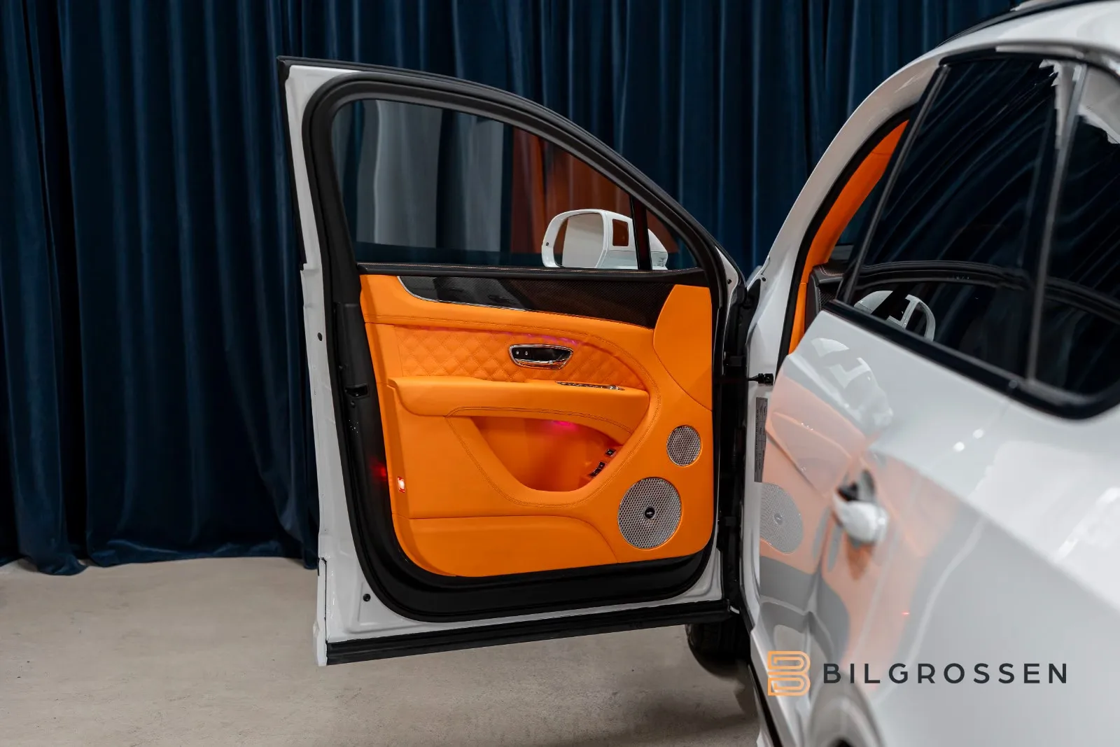 2023 Bentley Bentayga V8 First Edition, 14/28