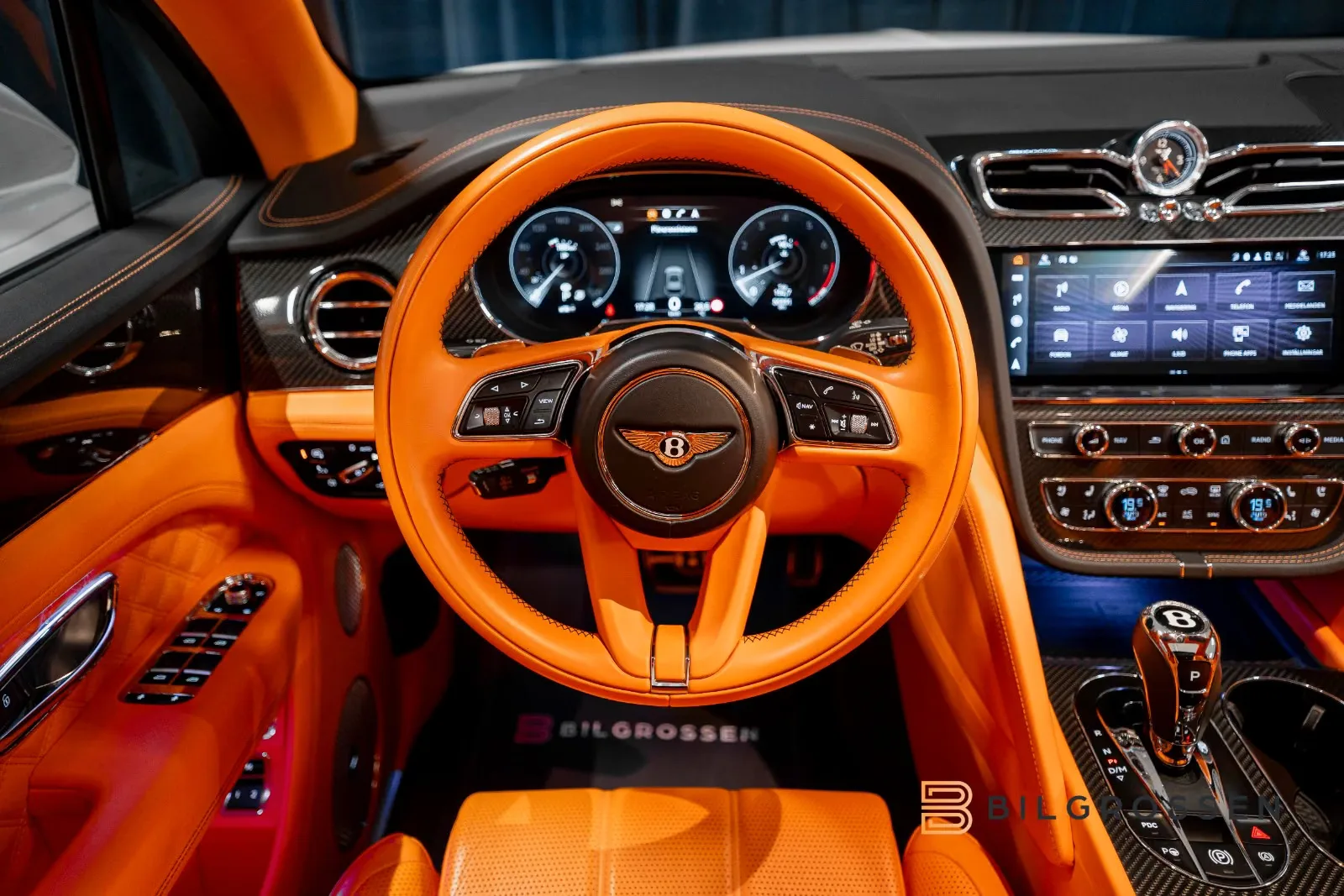 2023 Bentley Bentayga V8 First Edition, 22/28