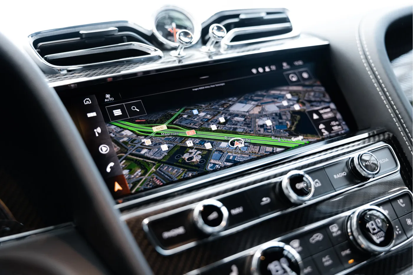 2023 Bentley Bentayga S V8 angeboten von einem offiziellen McLaren und Morgan-Vertragshändler in Utrecht, Niederlande, Foto 24 von 25