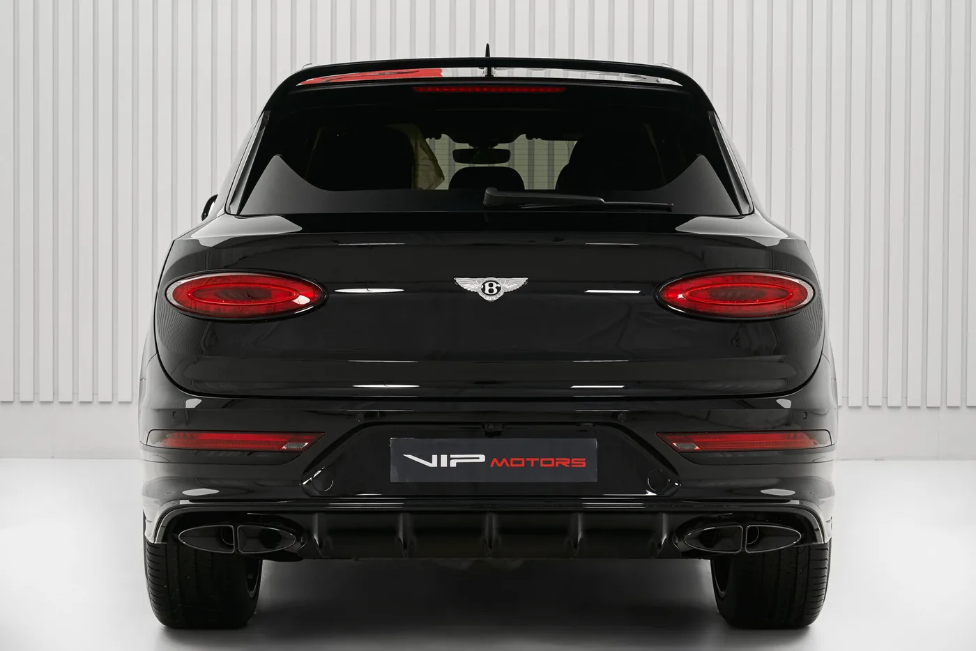 2023 Bentley Bentayga S V8 angeboten von einem Fachhändler in Dubai, Vereinigte Arabische Emirate, Foto 5 von 10