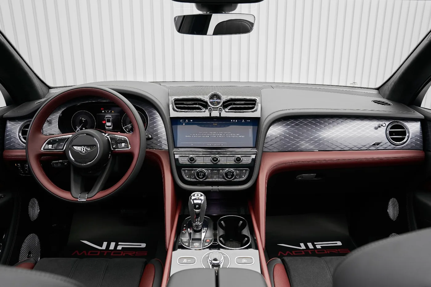 2023 Bentley Bentayga S V8 angeboten von einem Fachhändler in Dubai, Vereinigte Arabische Emirate, Foto 8 von 10