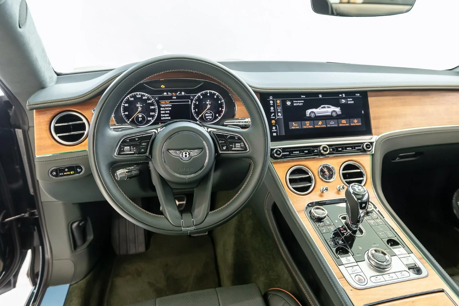 2023 Bentley Continental GT Azure V8, 10/24