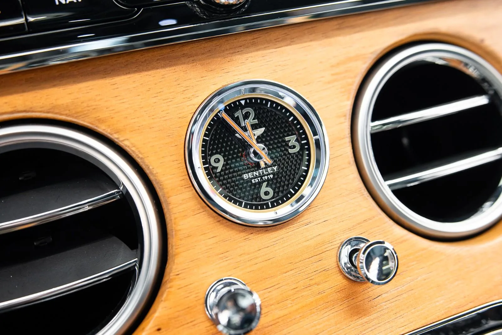 2023 Bentley Continental GT Azure V8, 22/24