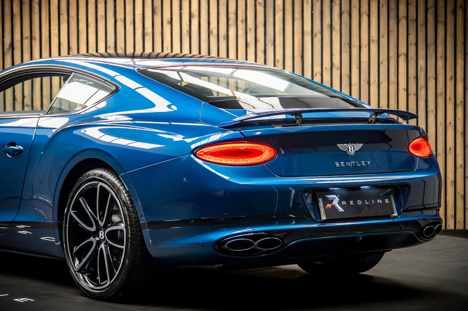 2023 Bentley Continental GT Azure, 19/30