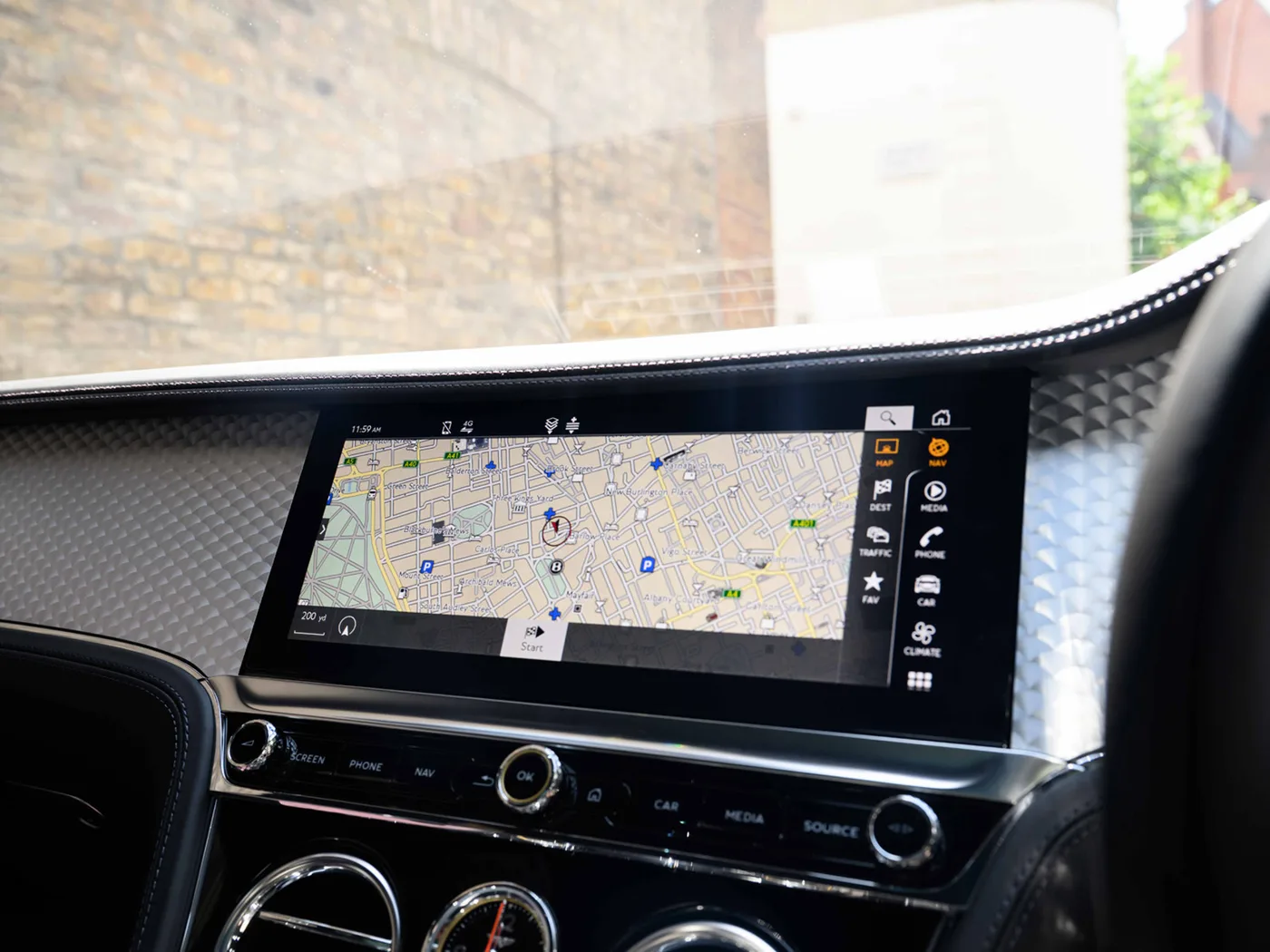 2023 Bentley Continental GT proposée par un groupe de concessions agréées à London, Royaume-Uni, photo 8 sur 25
