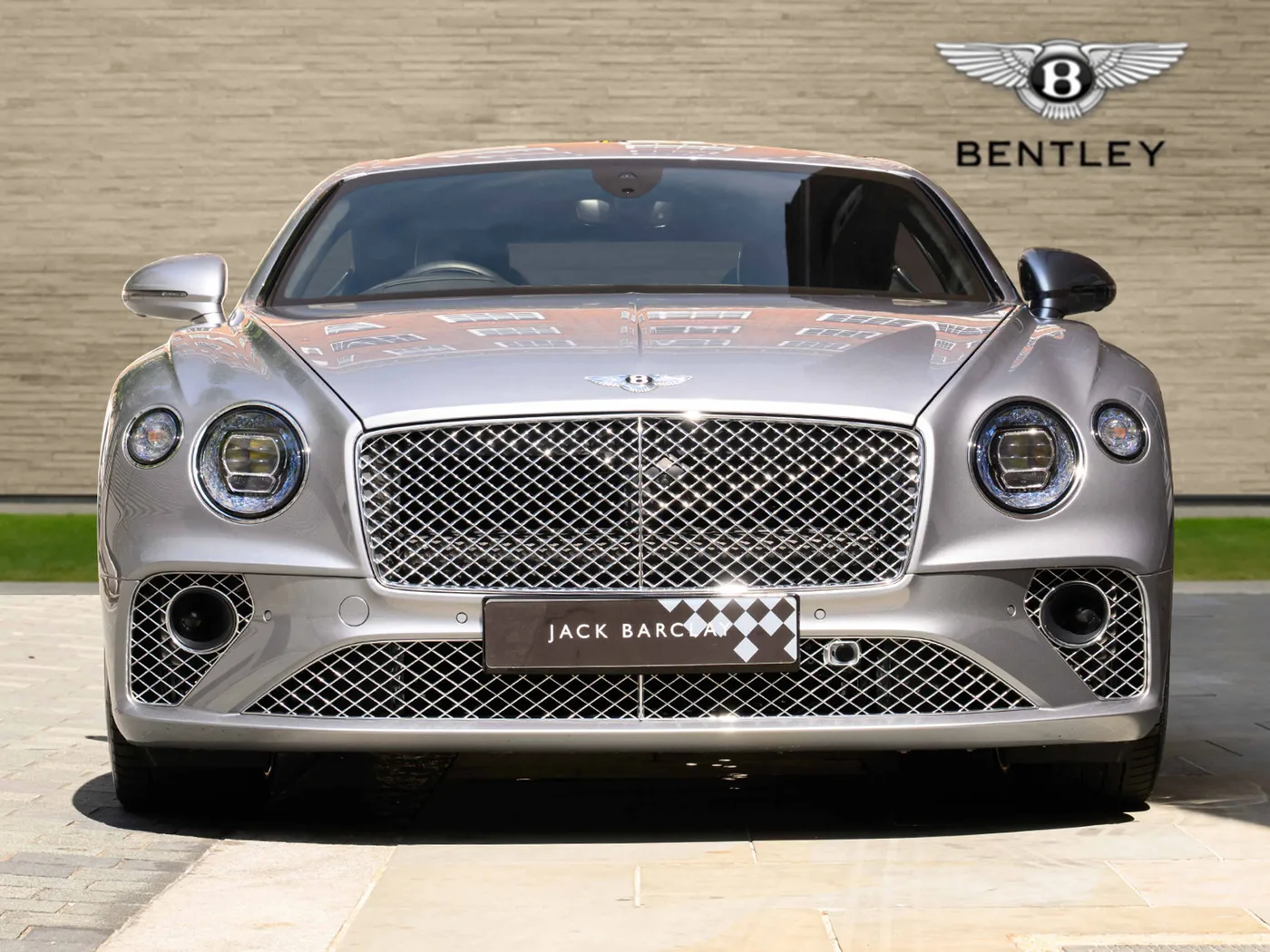 2023 Bentley Continental GT proposée par un groupe de concessions agréées à London, Royaume-Uni, photo 10 sur 25