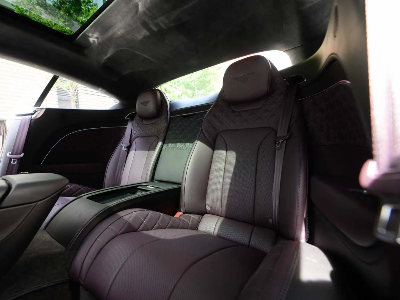2023 Bentley Continental GT proposée par un groupe de concessions agréées à London, Royaume-Uni, photo 18 sur 25