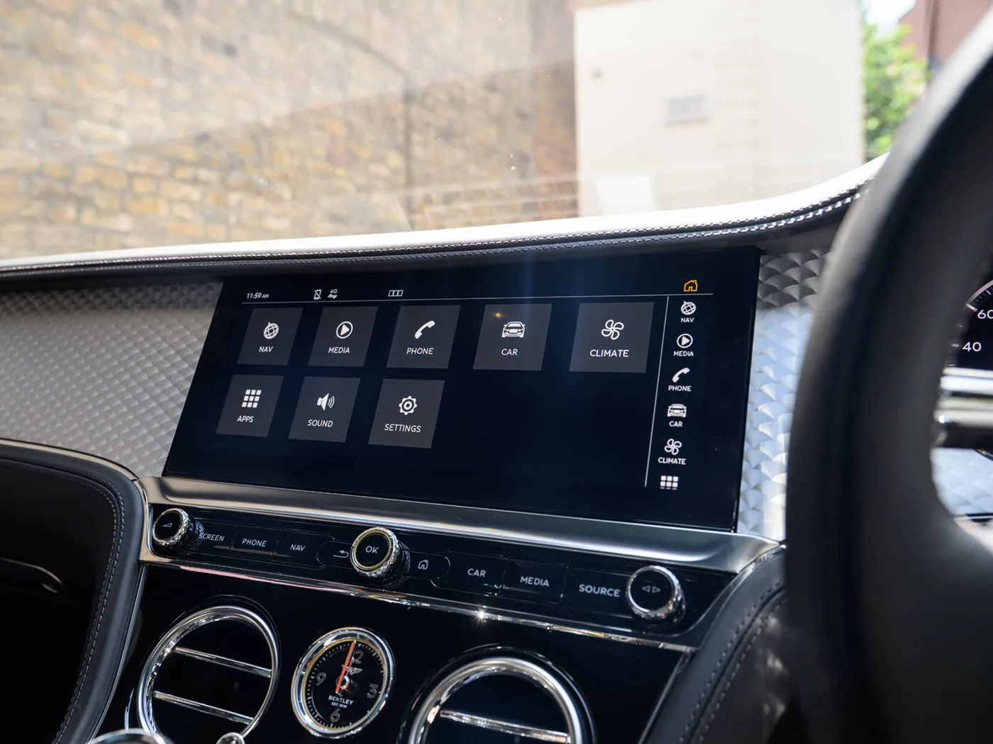 2023 Bentley Continental GT proposée par un groupe de concessions agréées à London, Royaume-Uni, photo 21 sur 25
