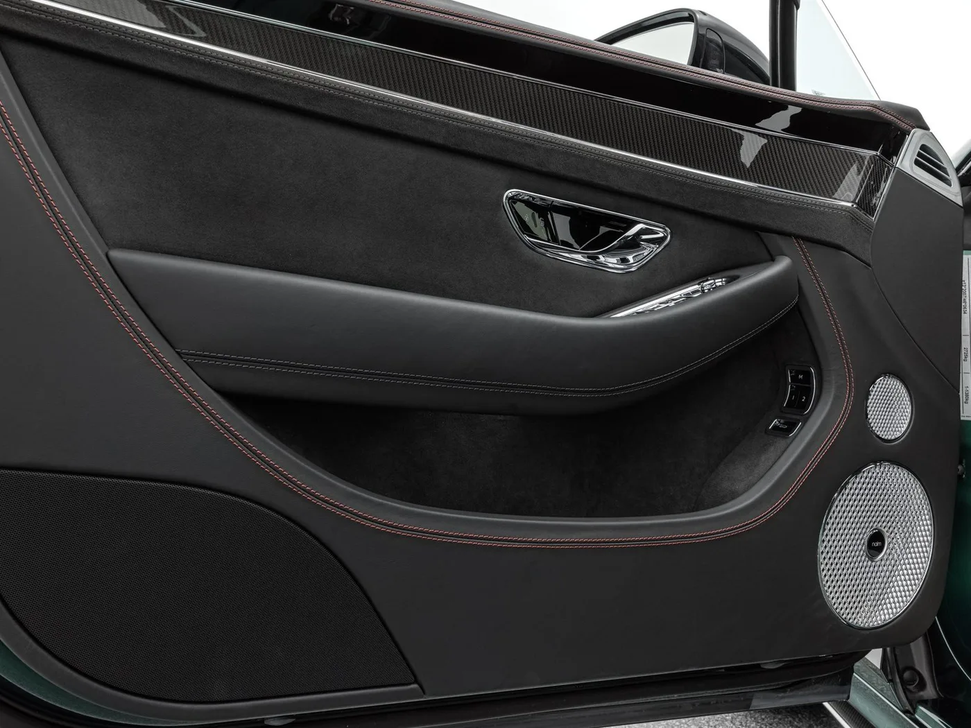 2023 Bentley Continental GT proposée par un concessionnaire spécialisé à Böblingen, Allemagne, photo 10 sur 15