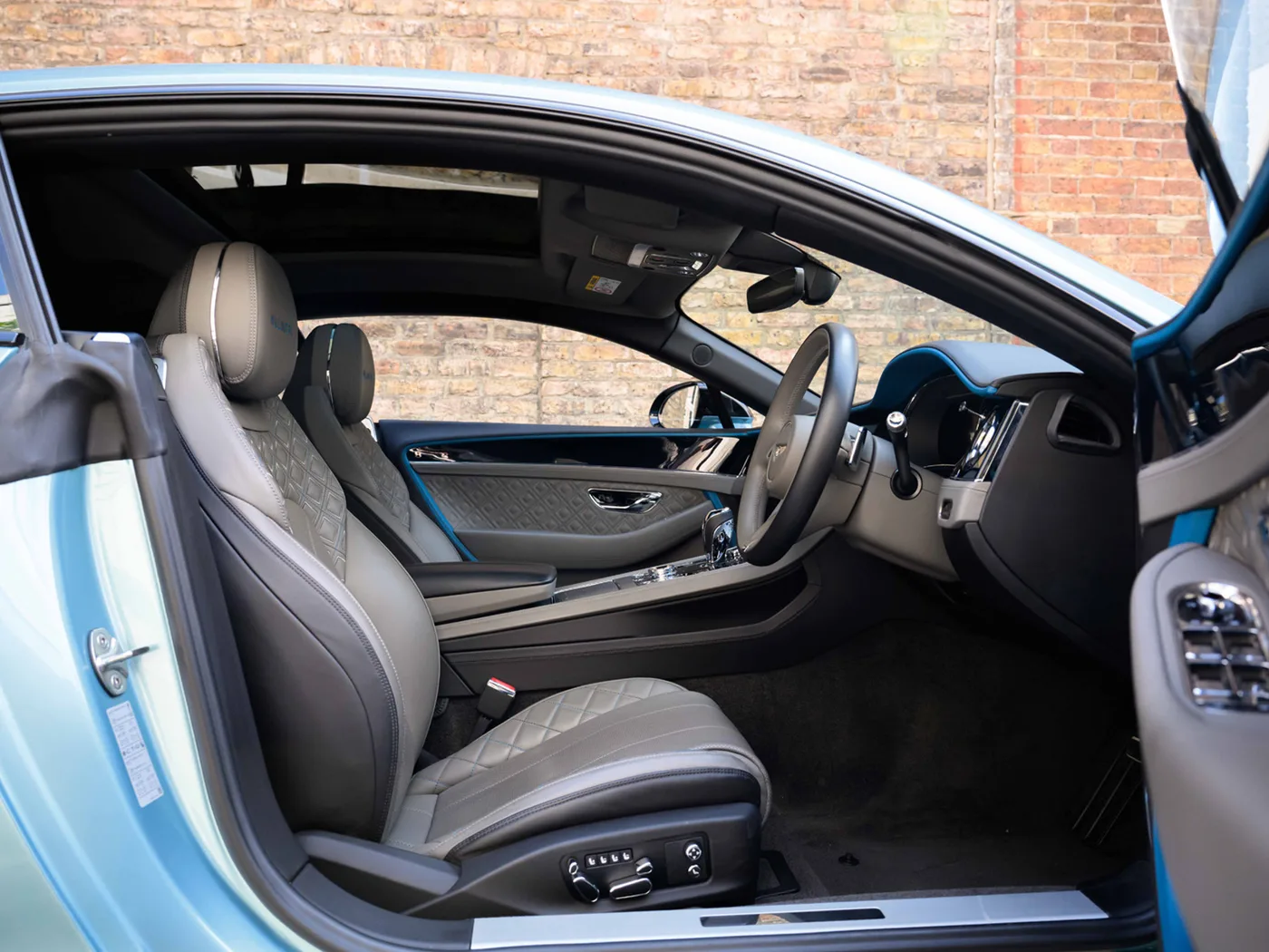 2023 Bentley Continental GT Mulliner W12 offered by a franchised dealer group in London, United Kingdom, photo 13 of 25