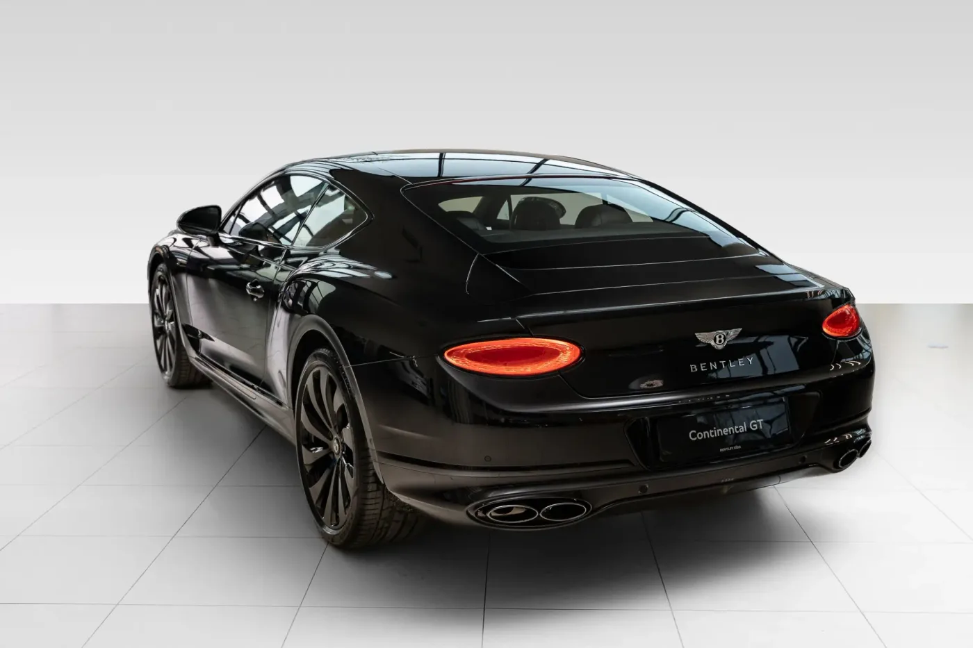 2023 Bentley Continental GT S proposée par un concessionnaire agréé Bentley à Riga, Lettonie, photo 3 sur 24