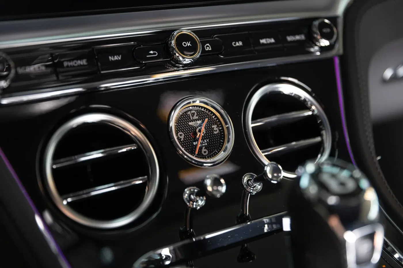 2023 Bentley Continental GT S proposée par un concessionnaire agréé Bentley à Riga, Lettonie, photo 16 sur 24