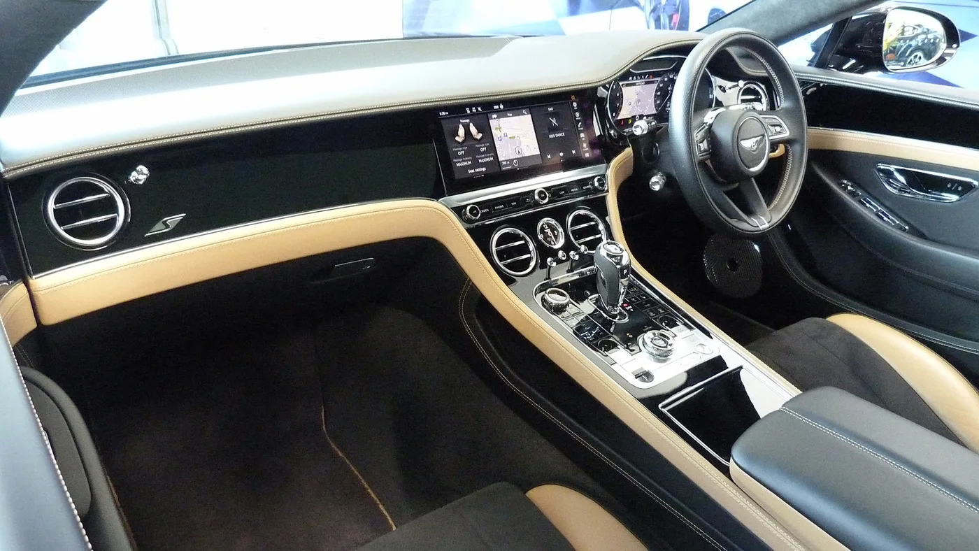 2023 Bentley Continental GT S angeboten von einer Vertragshändlergruppe in Cheltenham, Vereinigtes Königreich, Foto 3 von 25