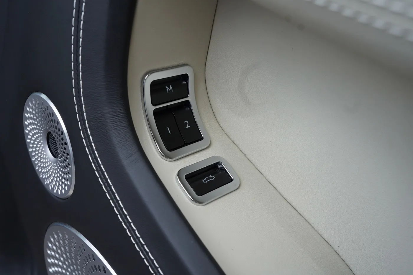2023 Bentley Continental GTC angeboten von einer Vertragshändlergruppe in Ripley, Vereinigtes Königreich, Foto 13 von 25