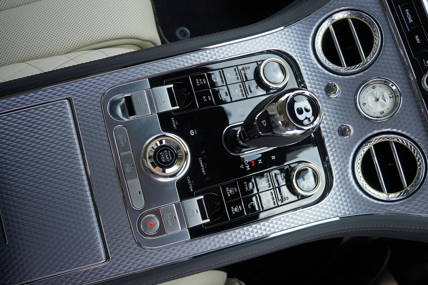 2023 Bentley Continental GTC Mulliner angeboten von einer Vertragshändlergruppe in Ripley, Vereinigtes Königreich, Foto 12 von 25