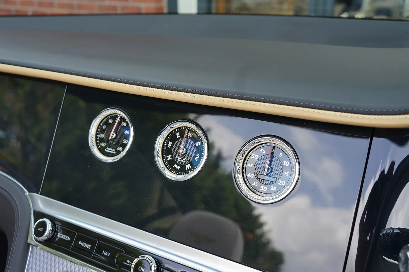 2023 Bentley Continental GTC Mulliner angeboten von einer Vertragshändlergruppe in Ripley, Vereinigtes Königreich, Foto 20 von 25