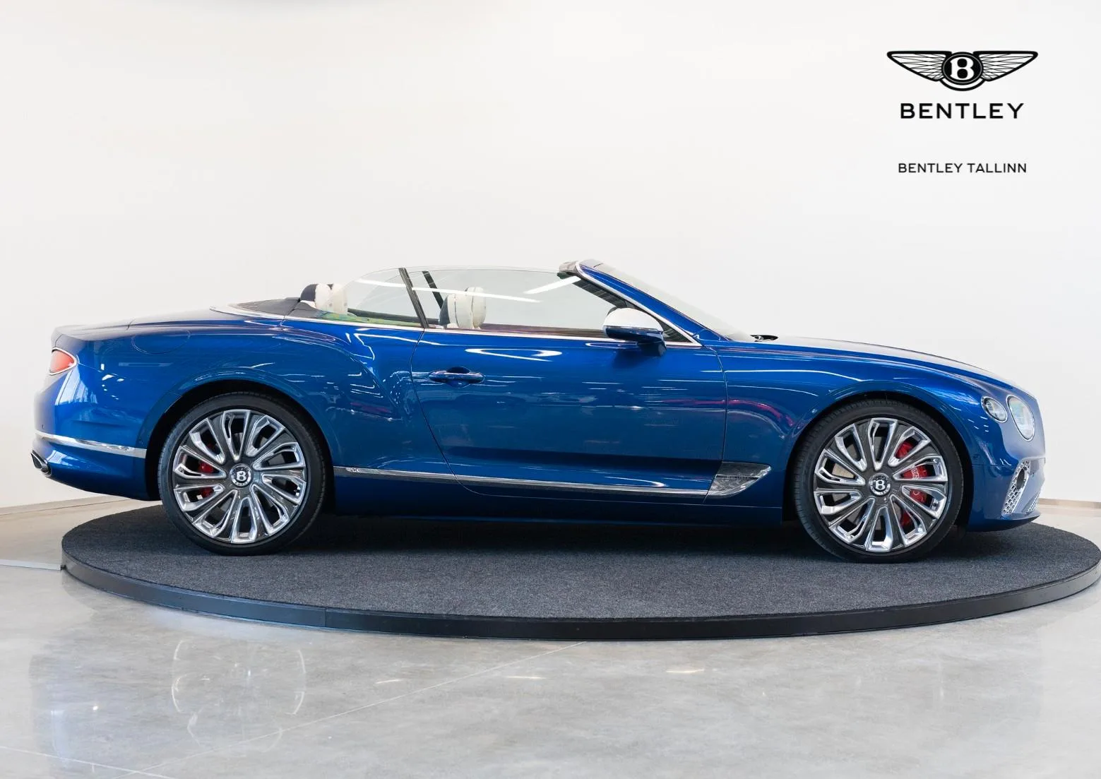 2023 Bentley Continental GTC Mulliner W12, 22/23
