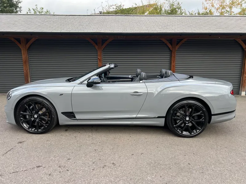 2023 Bentley Continental GTC S, 16/18