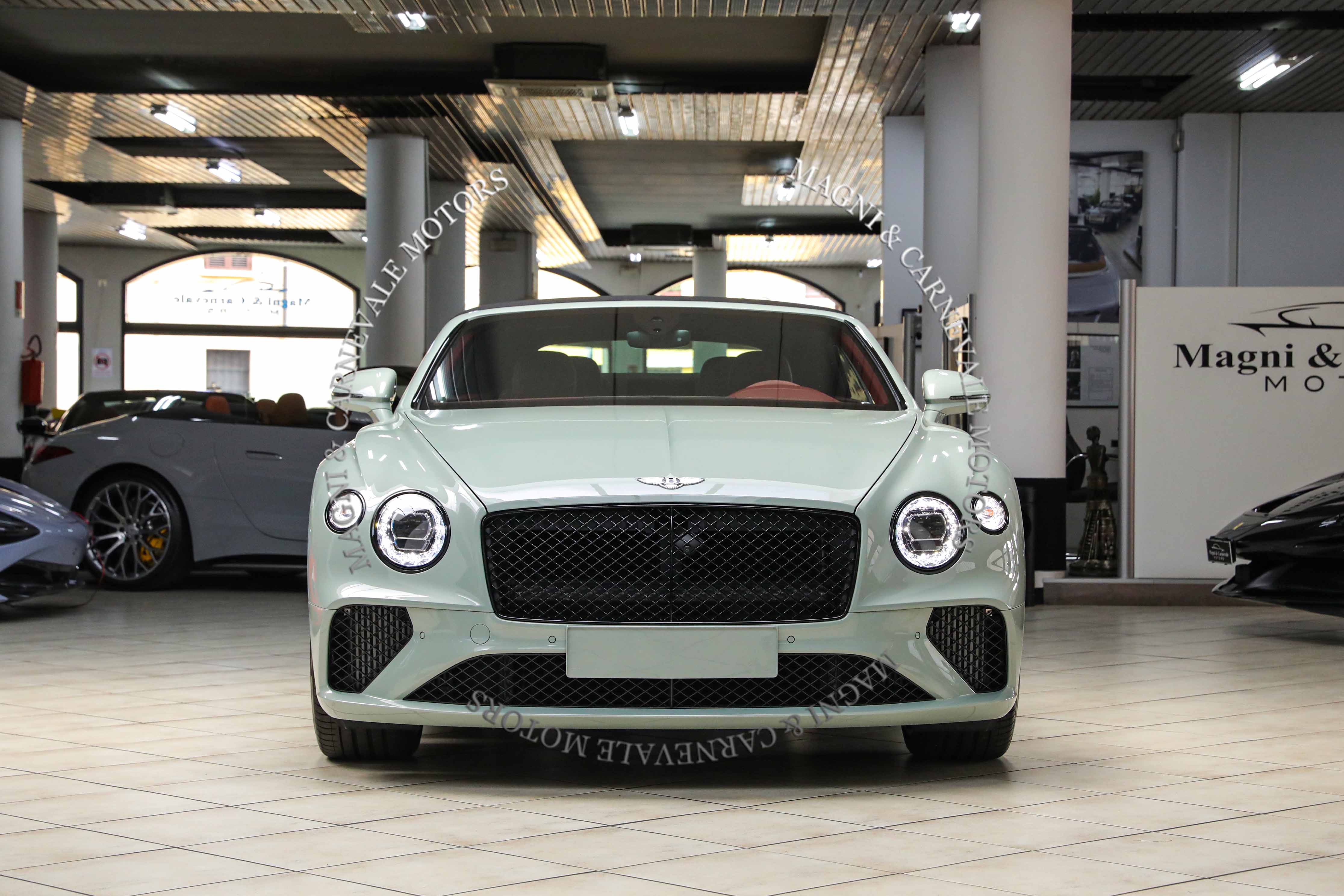 2023 Bentley Continental GTC Speed offered by a specialist dealer in Milan, Italy, photo 7 of 20