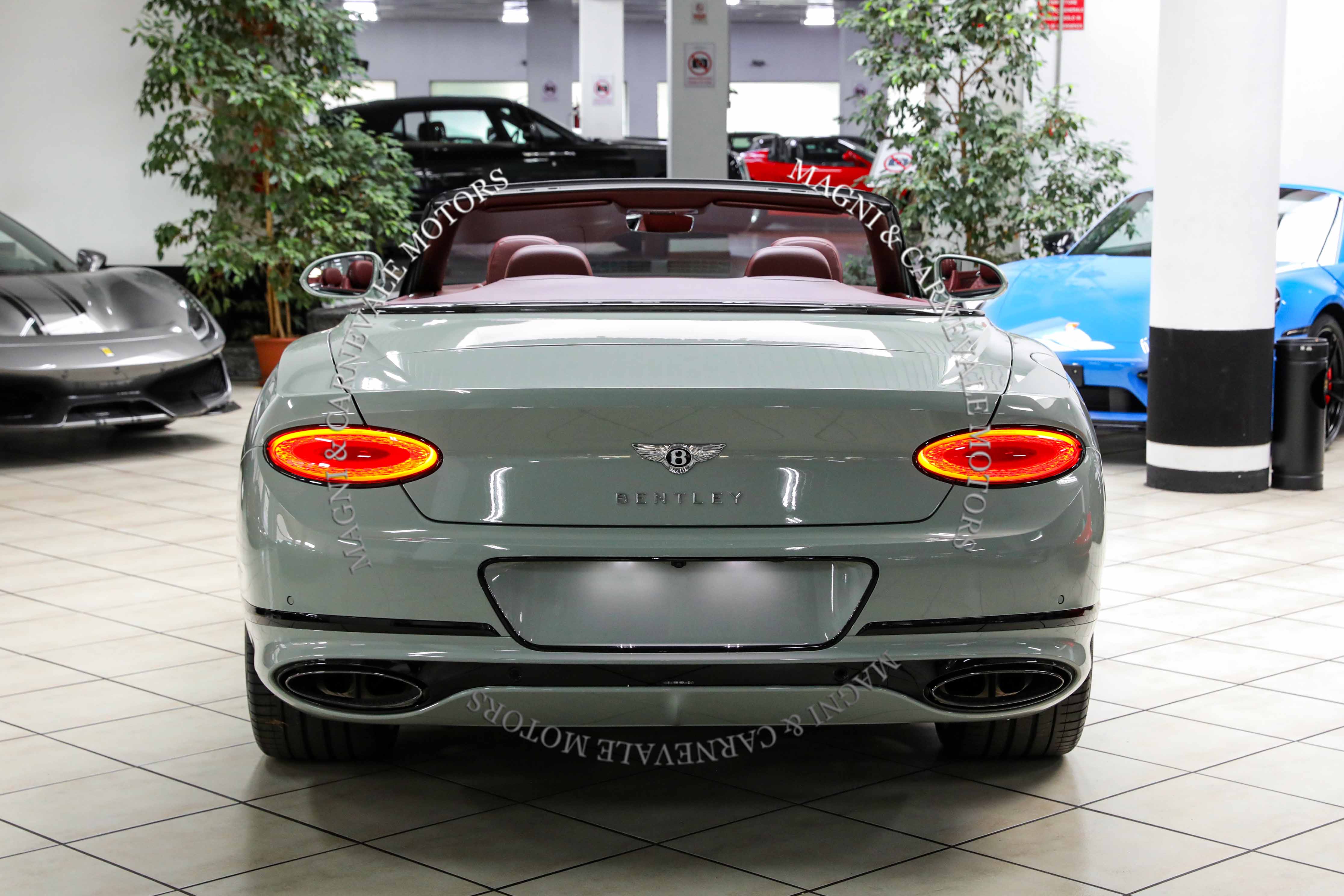 2023 Bentley Continental GTC Speed offered by a specialist dealer in Milan, Italy, photo 11 of 20