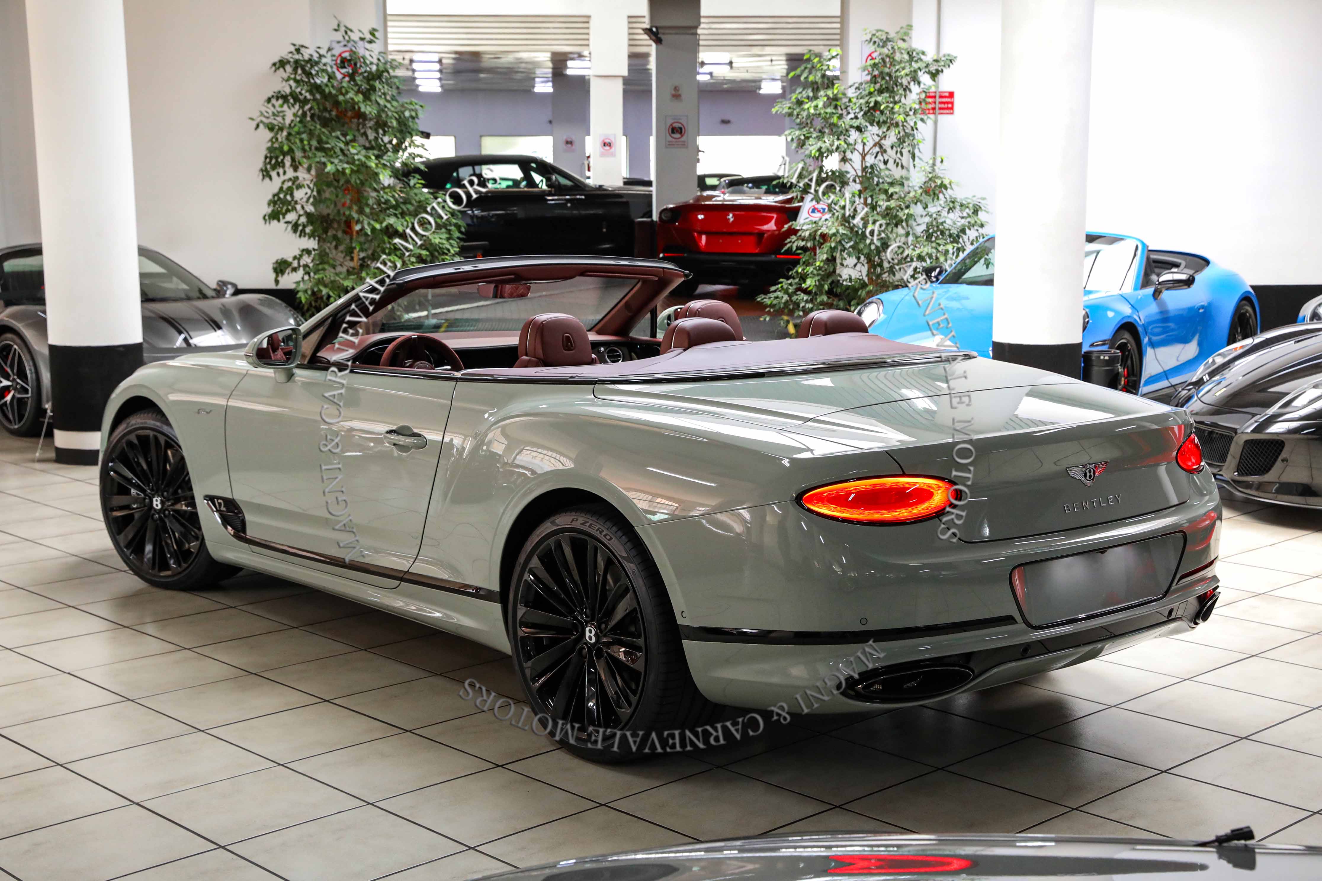 2023 Bentley Continental GTC Speed offered by a specialist dealer in Milan, Italy, photo 17 of 20