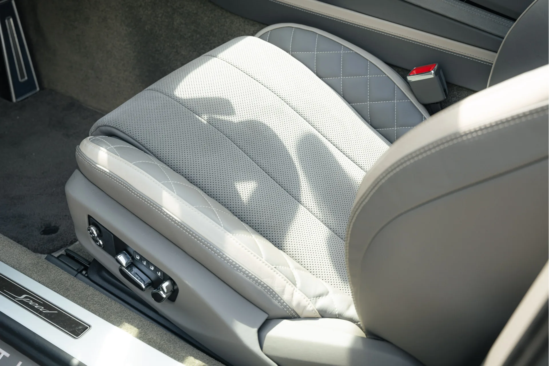 2023 Bentley Continental GTC Speed, 24/30