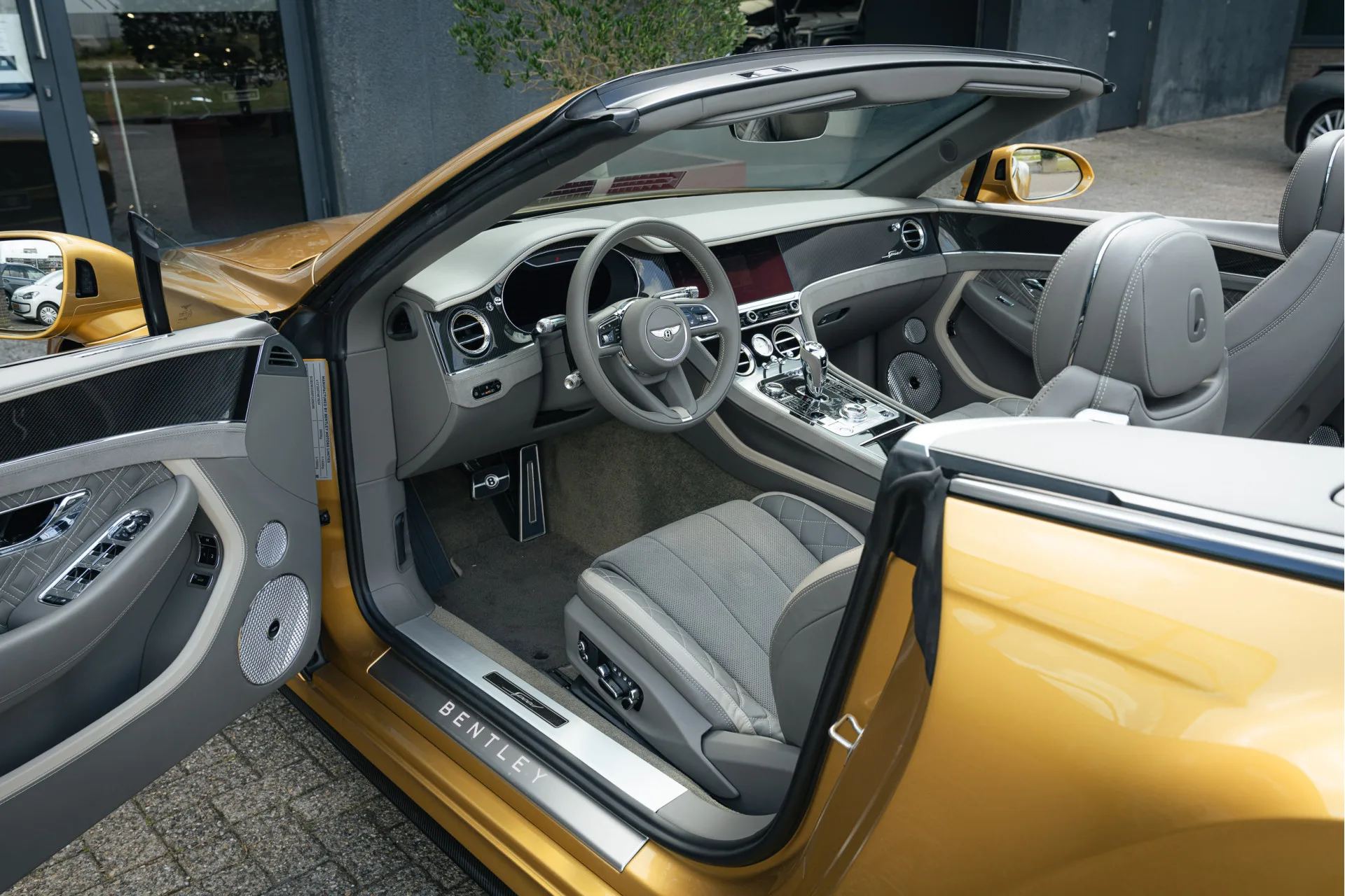 2023 Bentley Continental GTC Speed, 29/30