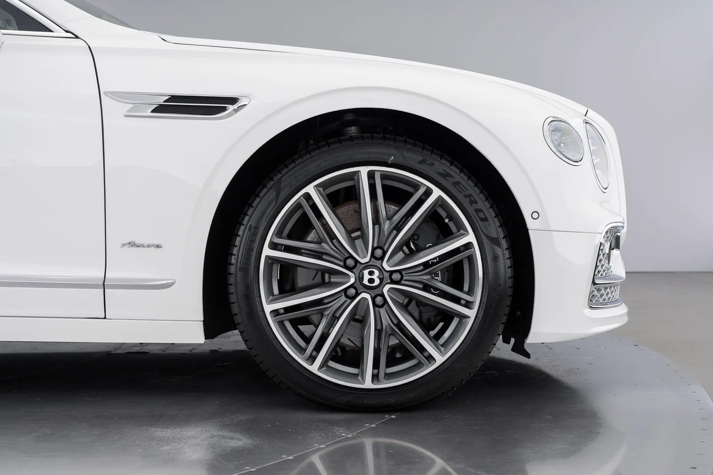 2023 Bentley Flying Spur Azure Hybrid angeboten von einer Vertragshändlergruppe in Hatfield, Vereinigtes Königreich, Foto 6 von 25
