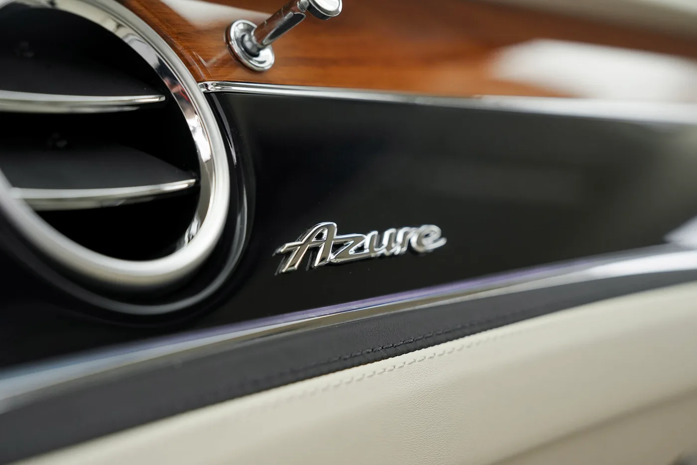 2023 Bentley Flying Spur Azure Hybrid angeboten von einer Vertragshändlergruppe in Hatfield, Vereinigtes Königreich, Foto 20 von 25