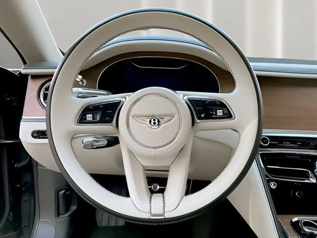2023 Bentley Flying Spur Hybrid, 12/15