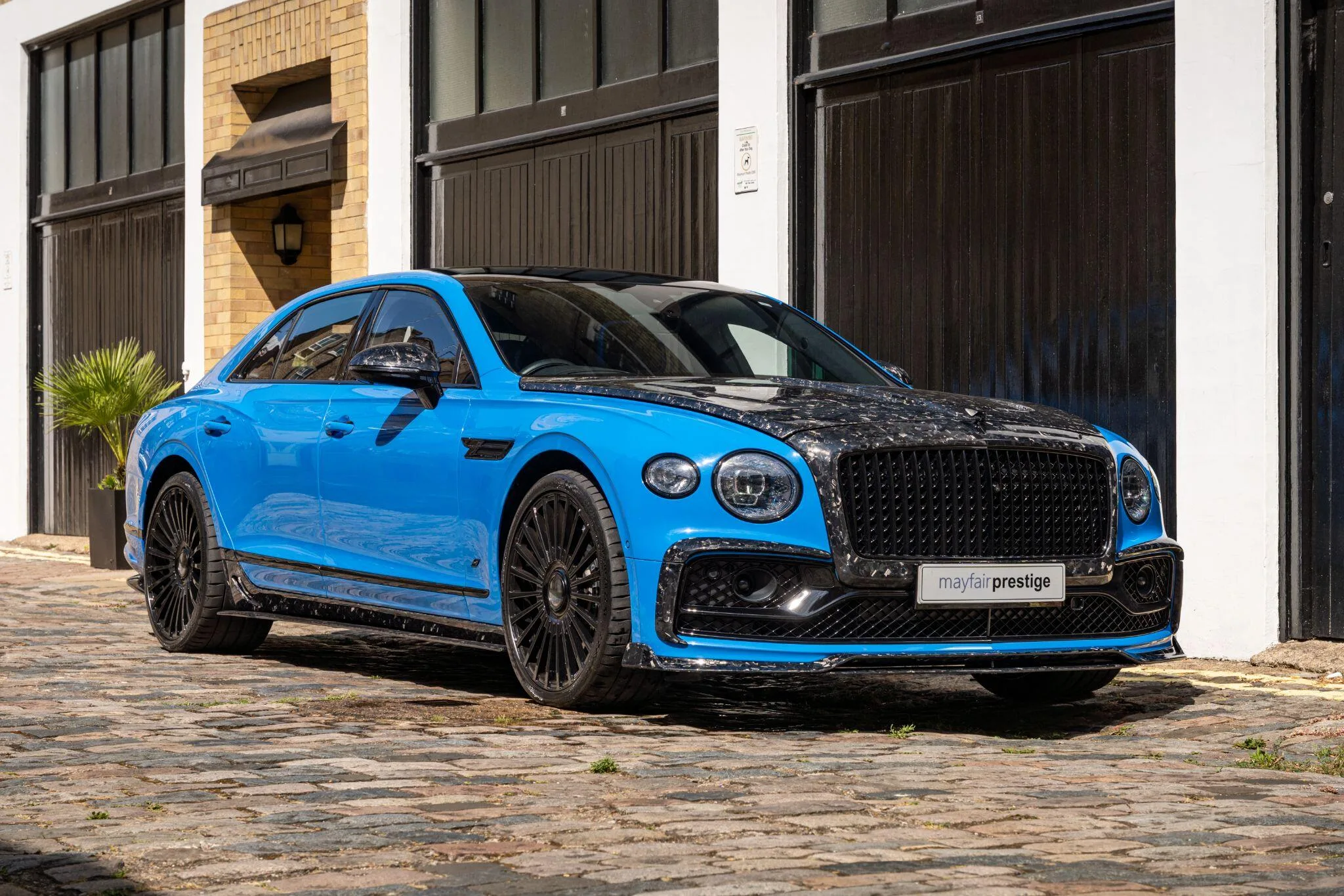 2023 Bentley Flying Spur Hybrid S Mansory angeboten von einem Fachhändler in London, Vereinigtes Königreich, Hauptfoto