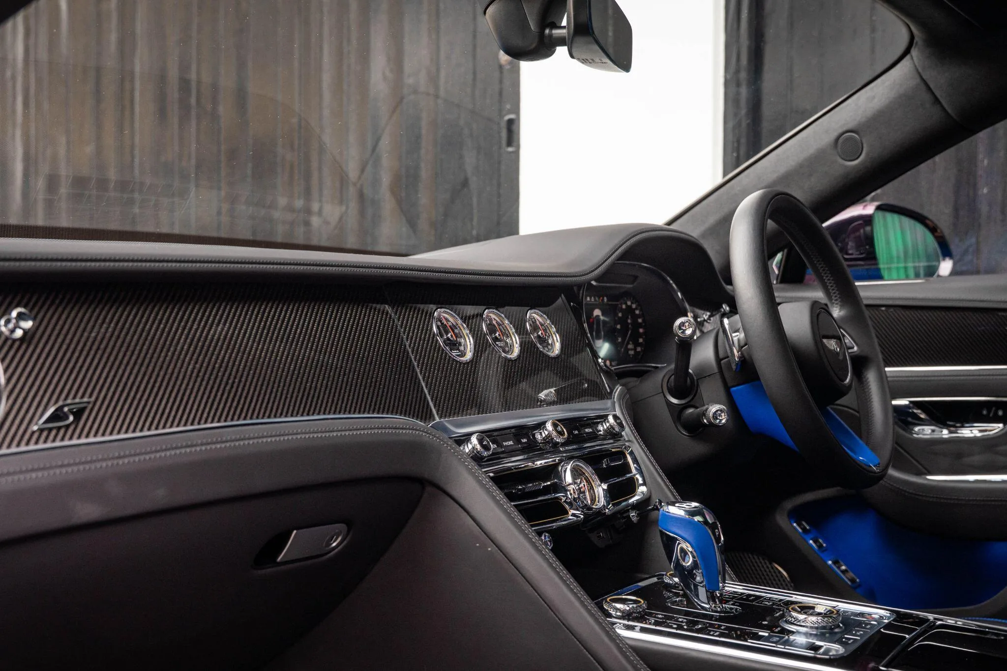 2023 Bentley Flying Spur Hybrid S Mansory, 19/30