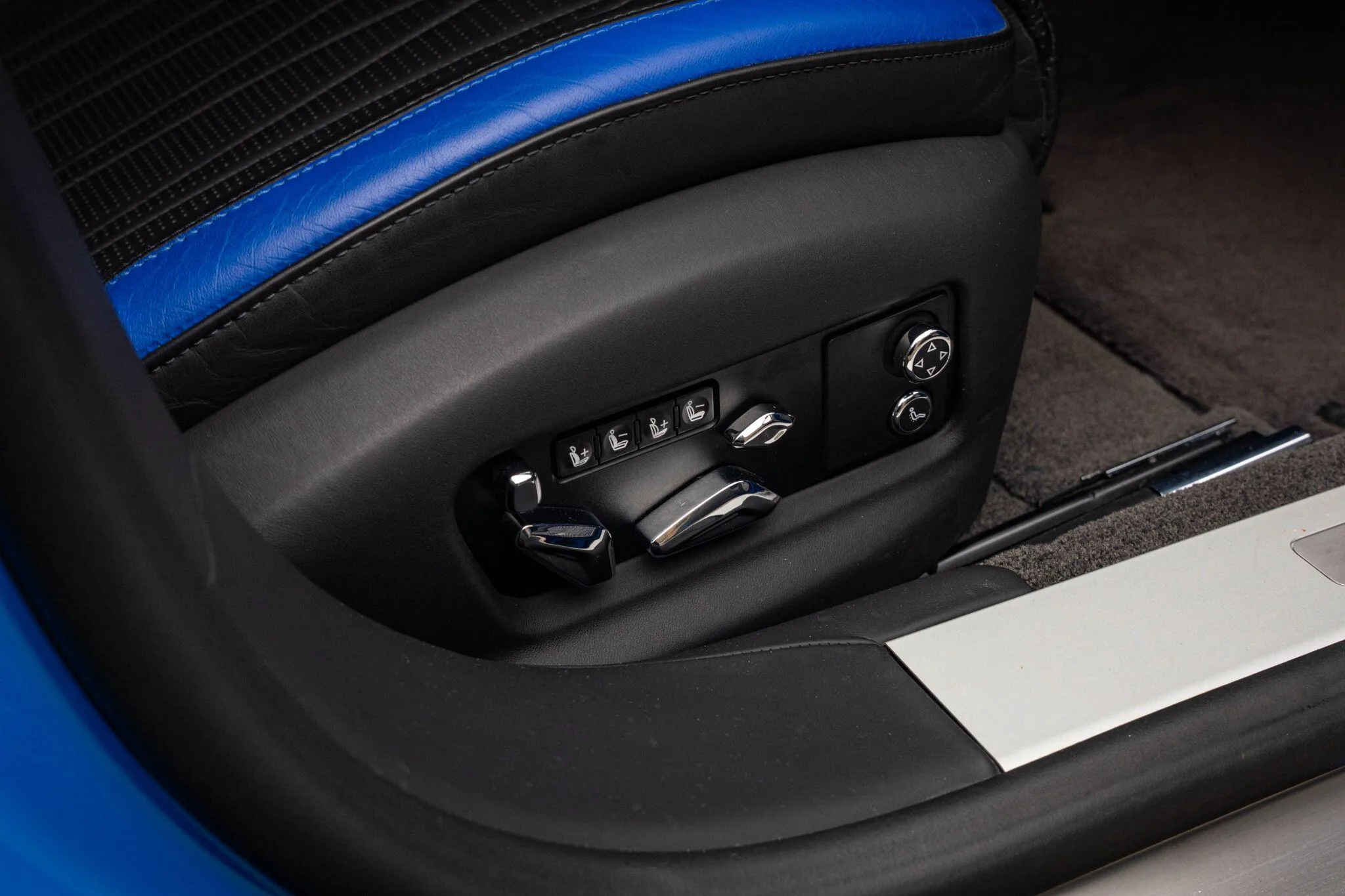 2023 Bentley Flying Spur Hybrid S Mansory, 26/30