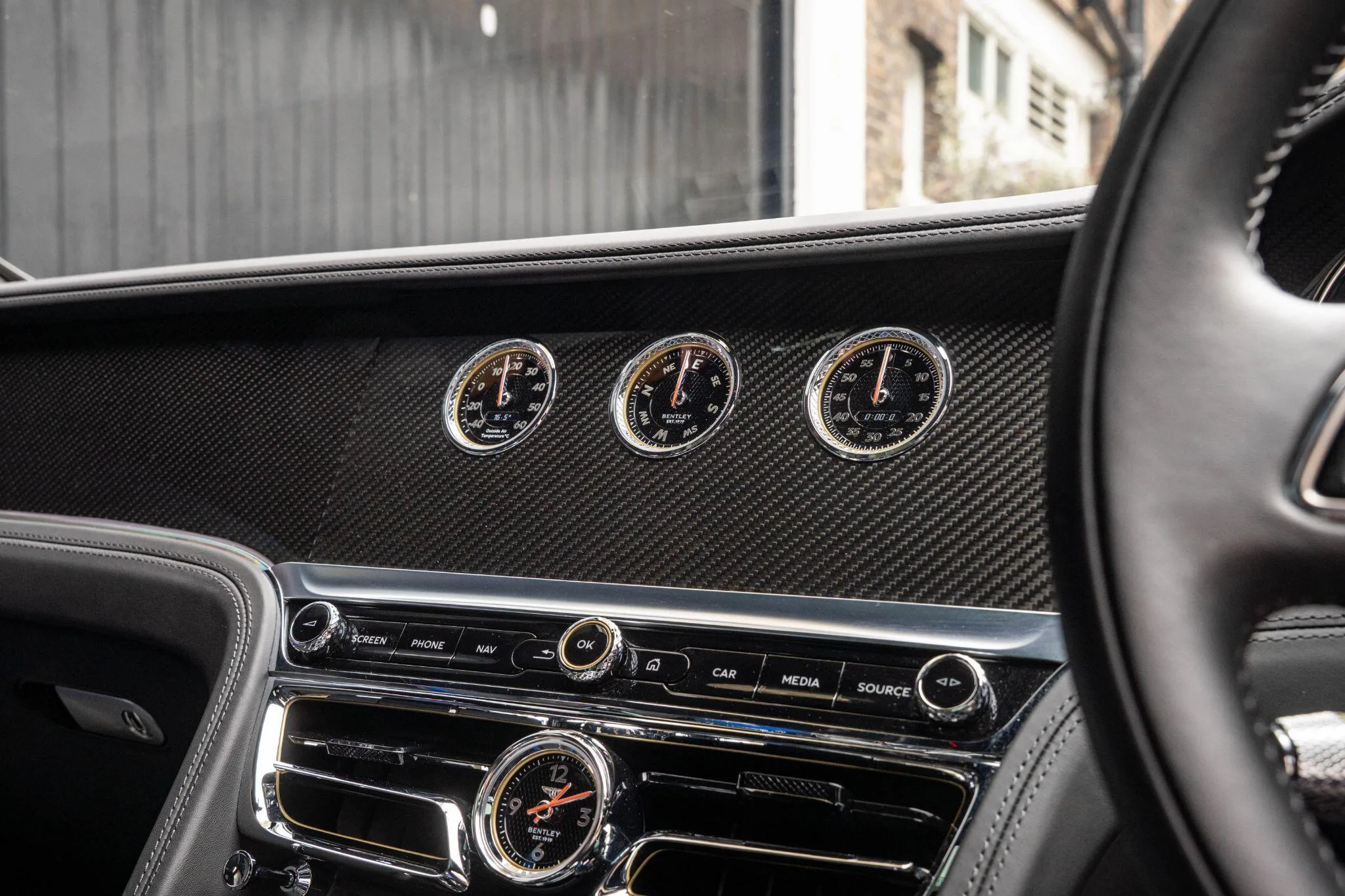 2023 Bentley Flying Spur Hybrid S Mansory, 28/30