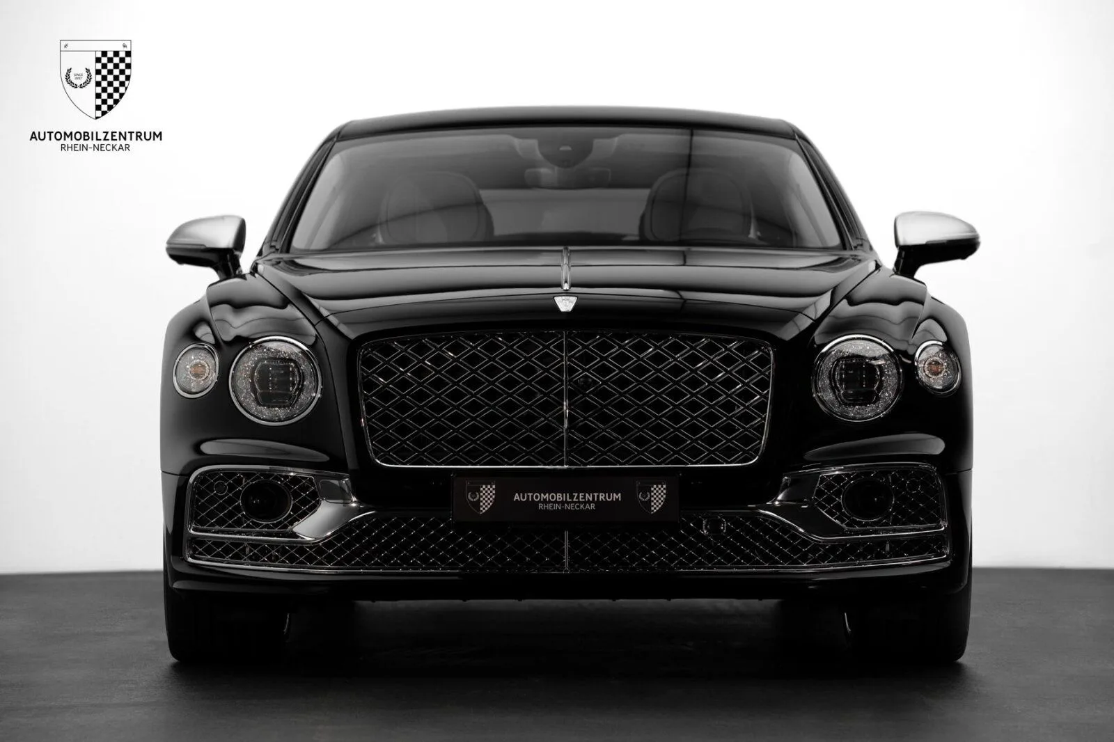 2023 Bentley Flying Spur Mulliner, 2/30