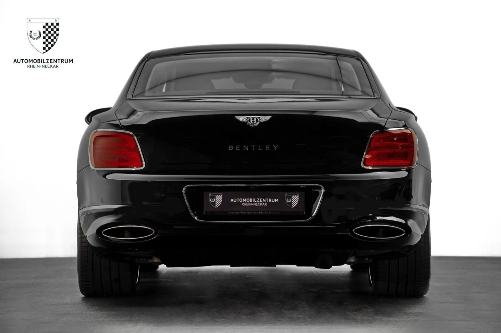 2023 Bentley Flying Spur Mulliner, 8/30