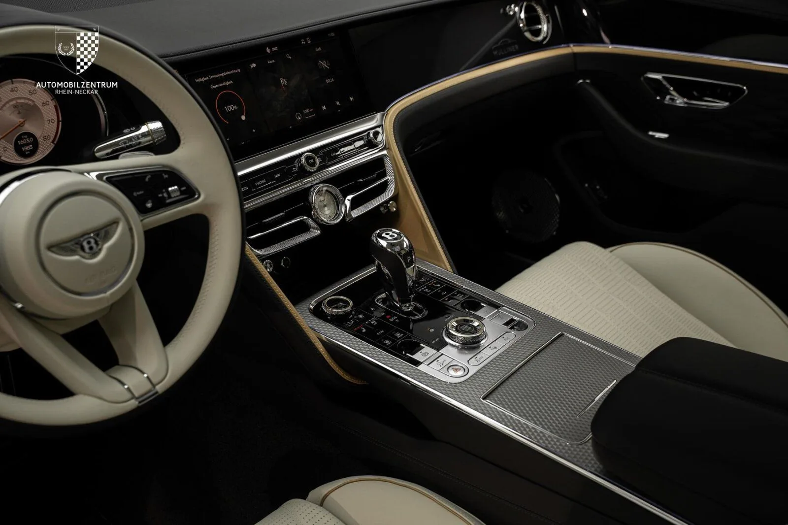 2023 Bentley Flying Spur Mulliner, 20/30