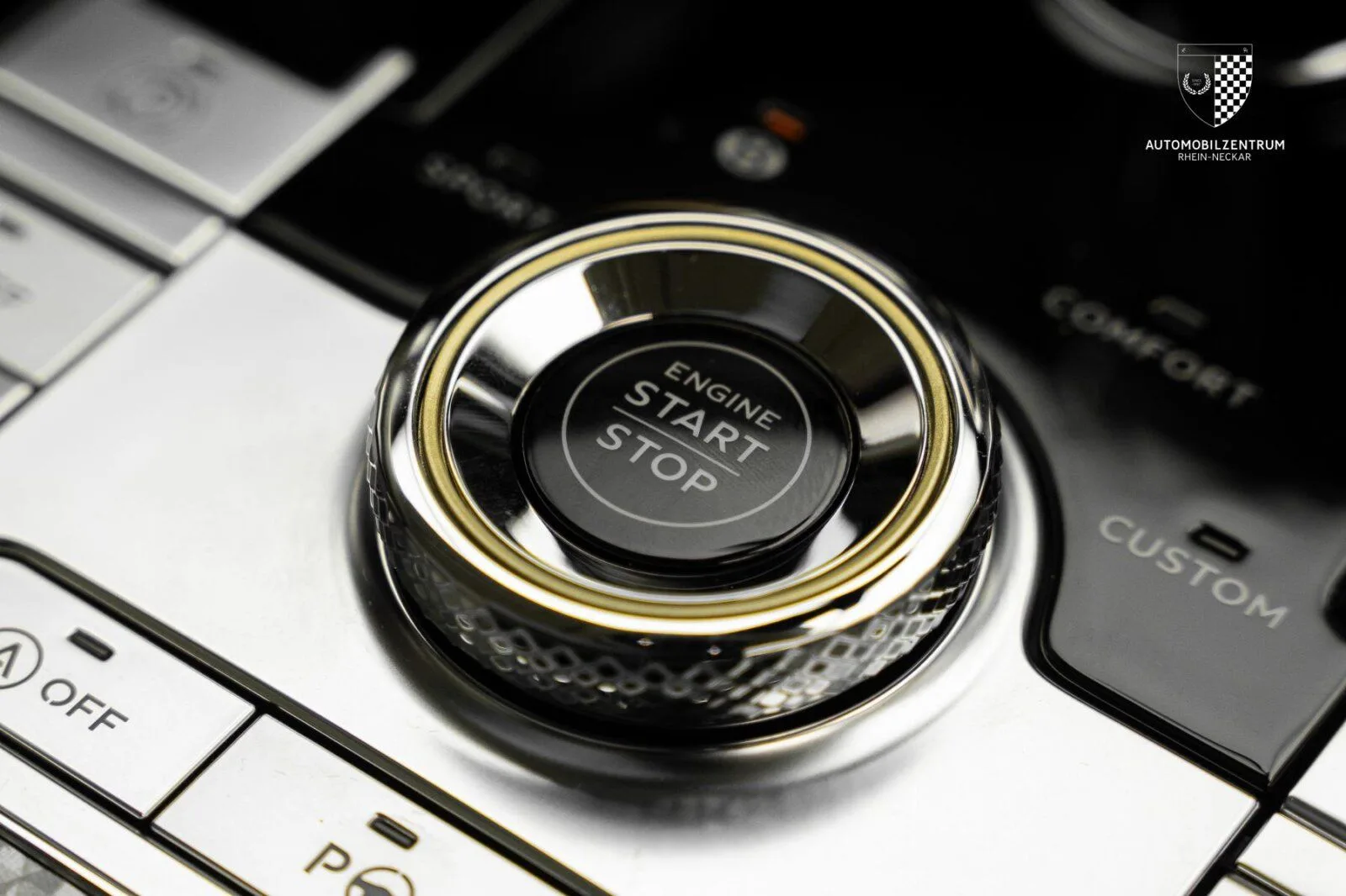 2023 Bentley Flying Spur Mulliner, 26/30