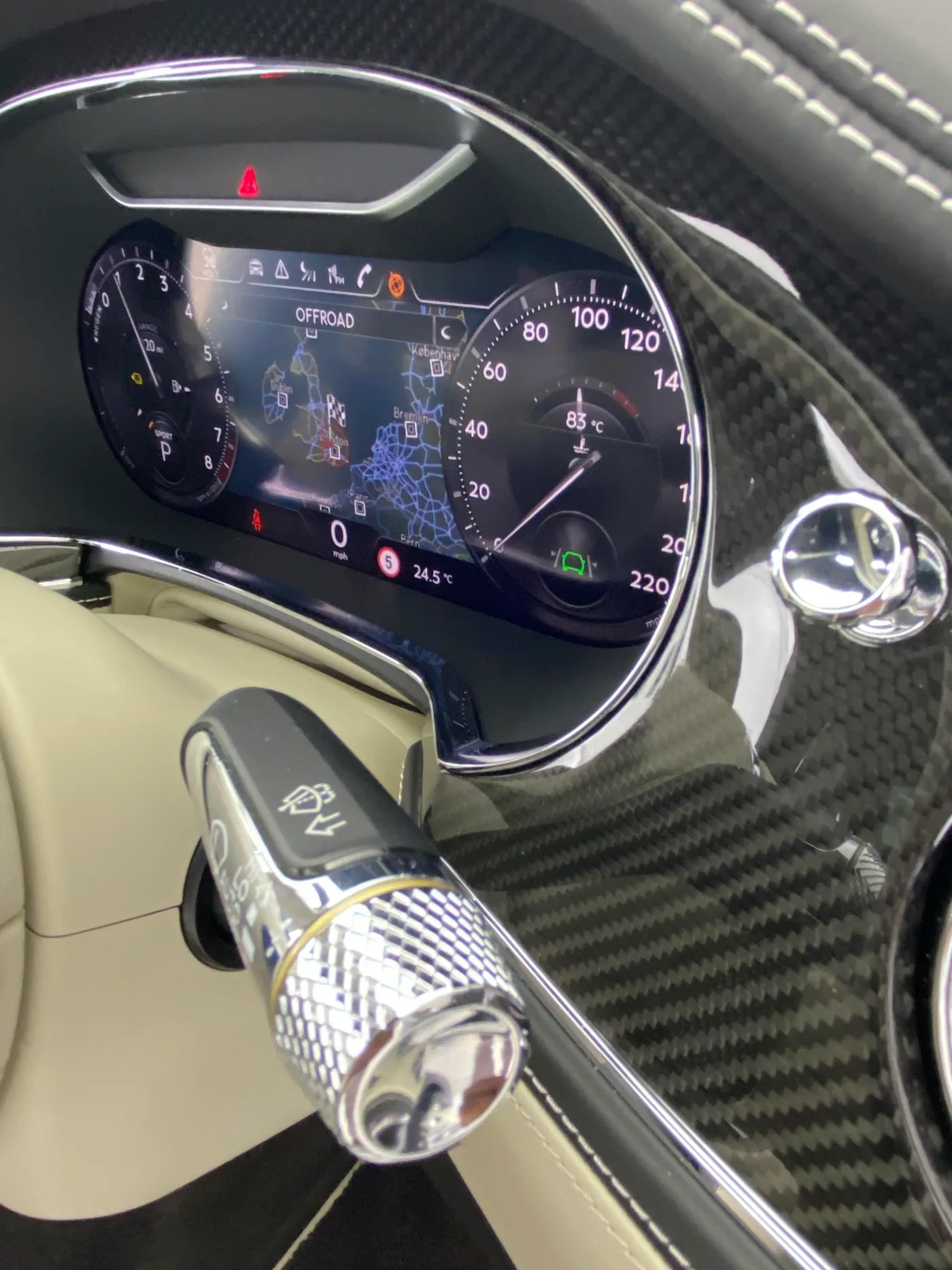 2023 Bentley Flying Spur S offered by a franchised dealer group in Hatfield, United Kingdom, photo 19 of 24
