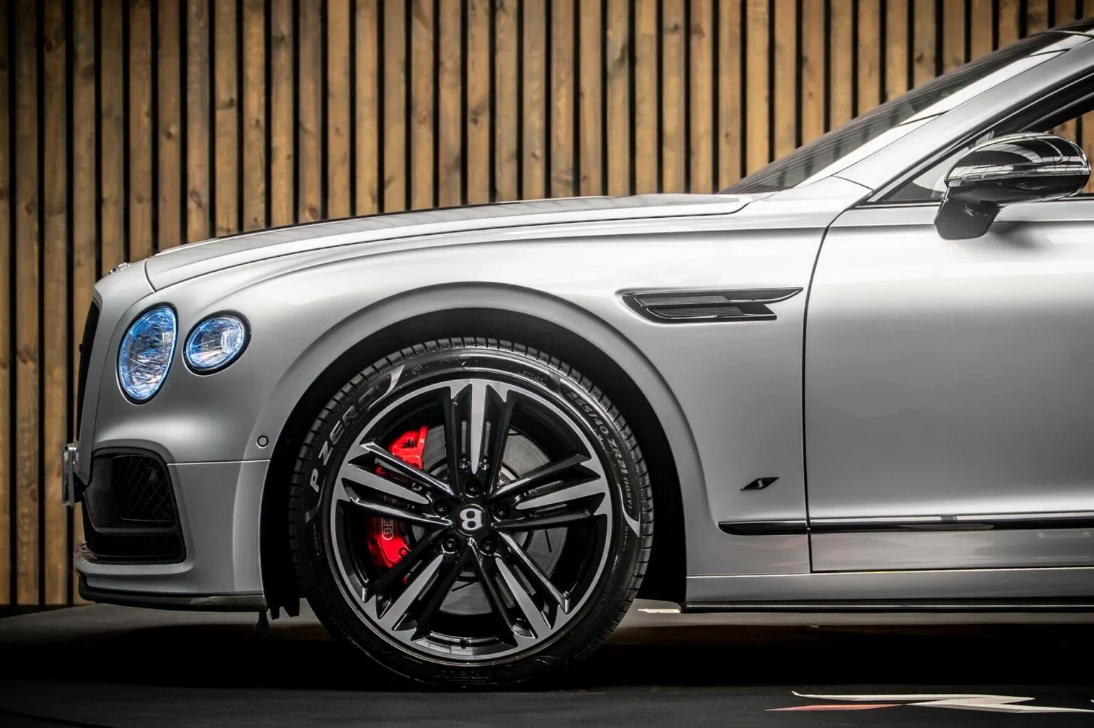 2023 Bentley Flying Spur S Hybrid, 8/30