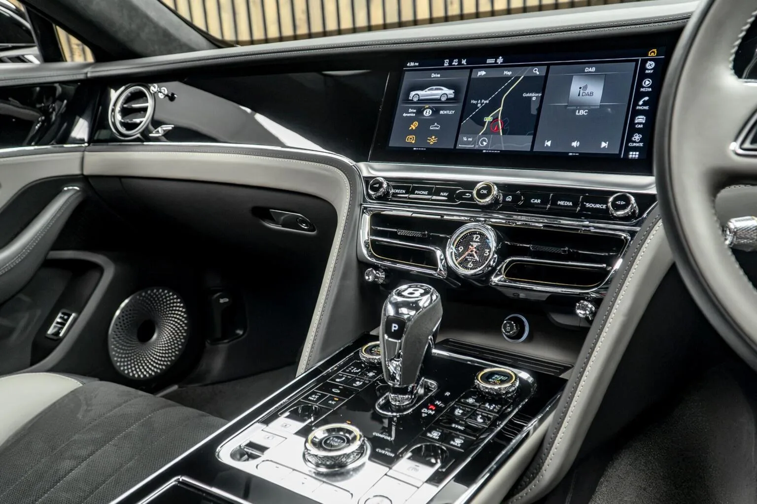 2023 Bentley Flying Spur S Hybrid, 24/30