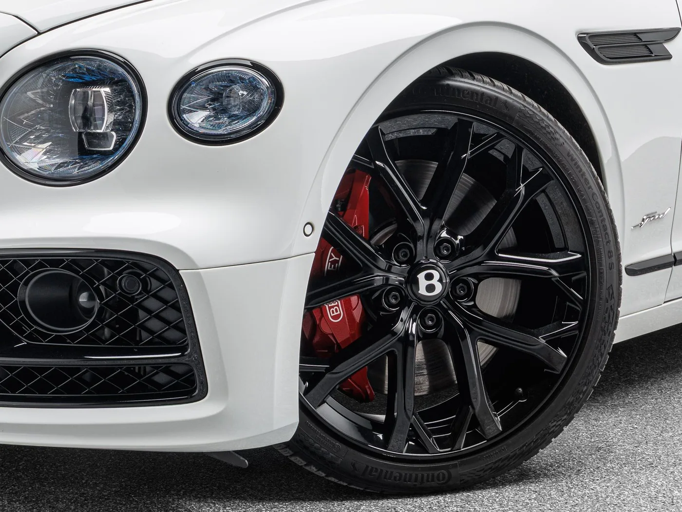 2023 Bentley Flying Spur Speed proposée par un concessionnaire spécialisé à Böblingen, Allemagne, photo 7 sur 15