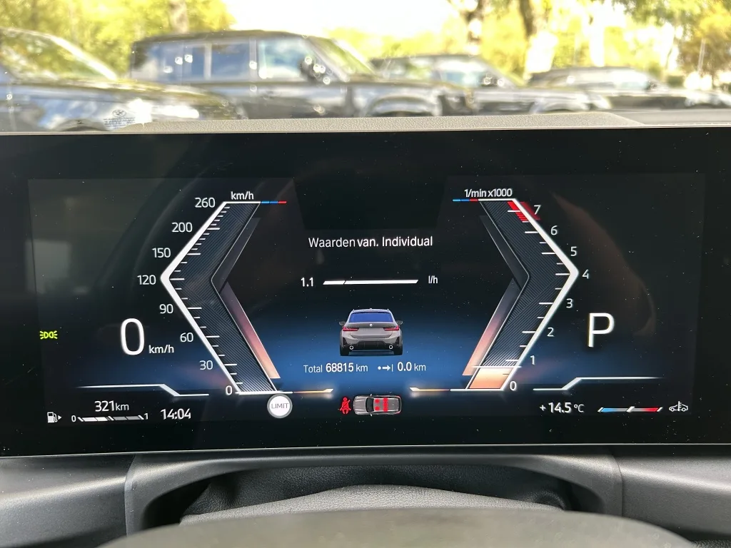 2023 BMW 318i Touring M Sport, 8/30