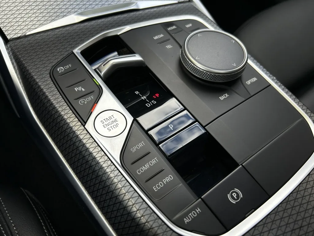 2023 BMW 318i Touring M Sport, 9/30