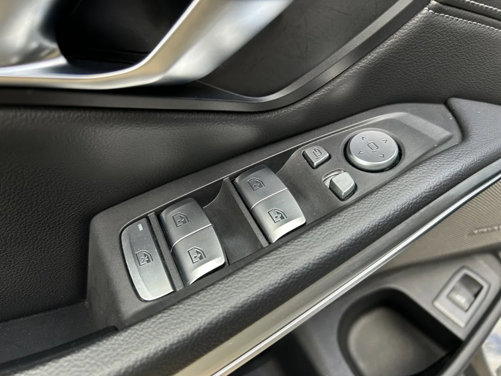 2023 BMW 318i Touring M Sport, 11/30